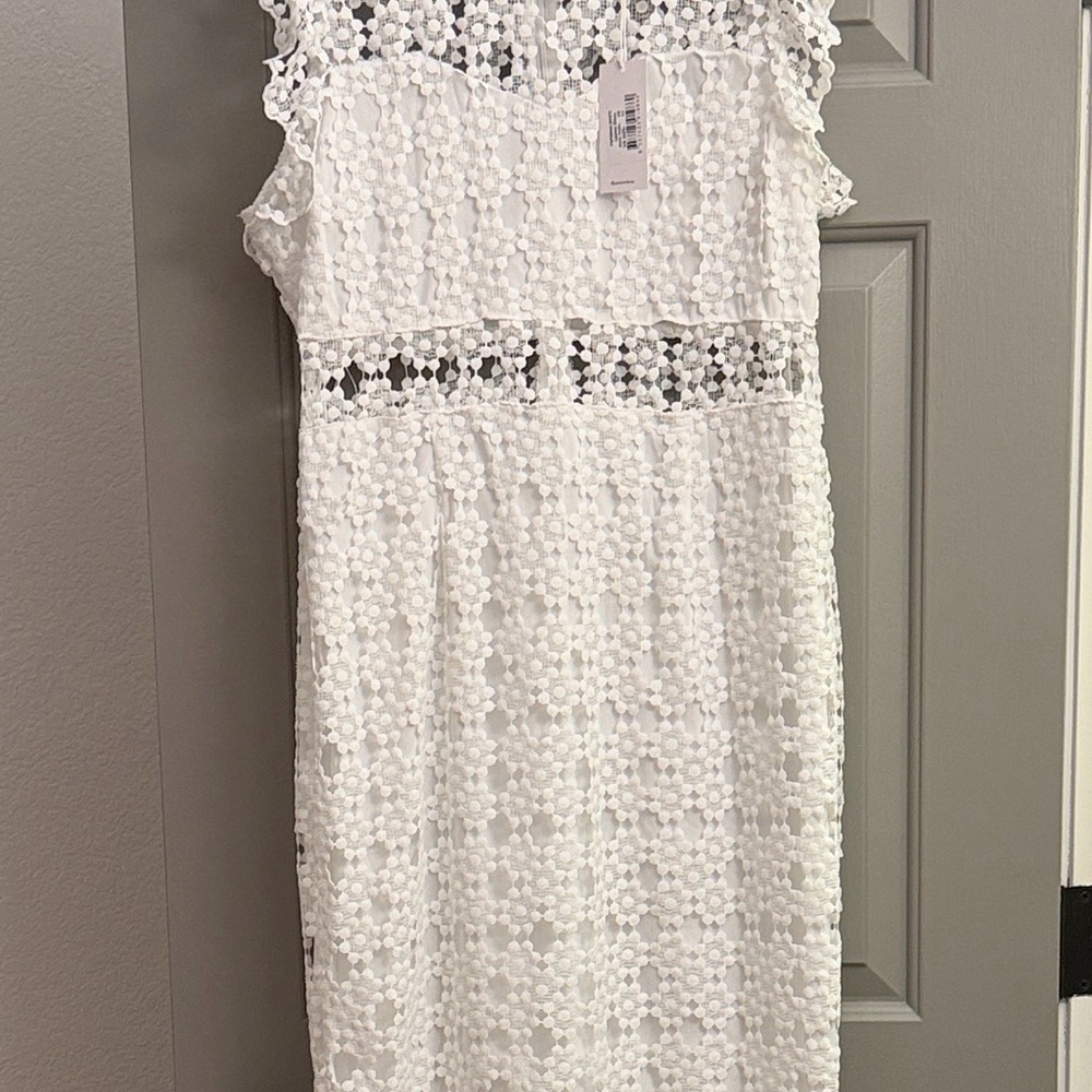 Petal & Pup Lauren Dress - Picture 5 of 5